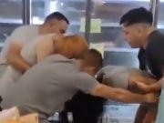 PASA EN REDES: MUJERES SE AGARRARON DE LOS PELOS POR UNA OFERTA DE CARNE. ¡MIRÁ!