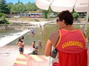 RESCATARON A UN BEBÉ DE UN AÑO QUE SE ESTABA AHOGANDO EN EL FANTASIO.