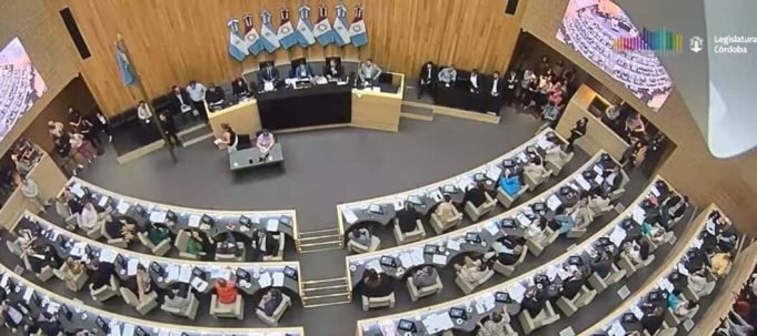 Hacemos Unidos por Córdoba impulsa el debate sobre retenciones en la Legislatura provincial.