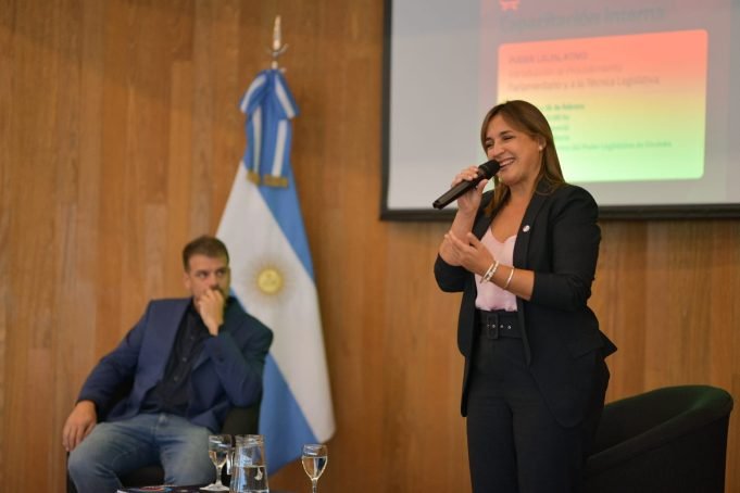 PRUNOTTO ABRIÓ EL CICLO ANUAL DE CAPACITACIONES PARA EL PERSONAL LEGISLATIVO.