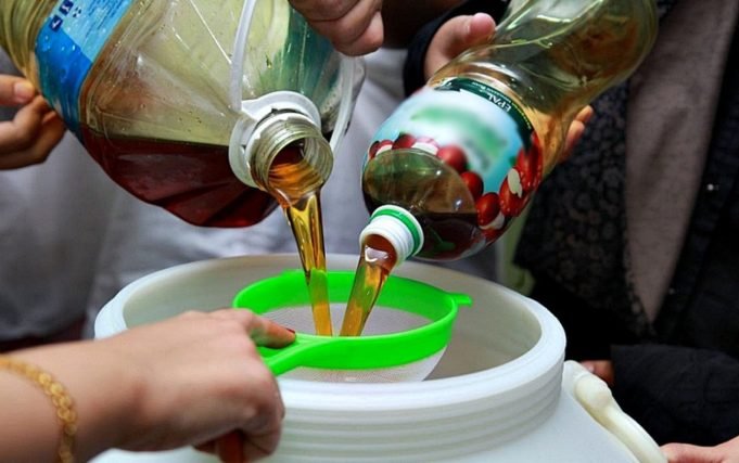 DEÁN FUNES: CONTINÚA LA RECOLECCION DE ACEITES VEGETALES USADOS PARA RECICLADO.