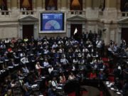 TRAS LA VUELTA A CERO DE LA LEY ÓMNIBUS MILEI EXPRESÓ: “LA CASTA CONTRA EL PUEBLO”.