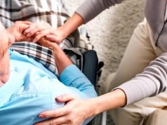 CONVOCAN A CUIDADORES DE ADULTOS MAYORES EN DEÁN FUNES PARA SUMARLOS AL REGISTRO DE BOLSA DE TRABAJO.
