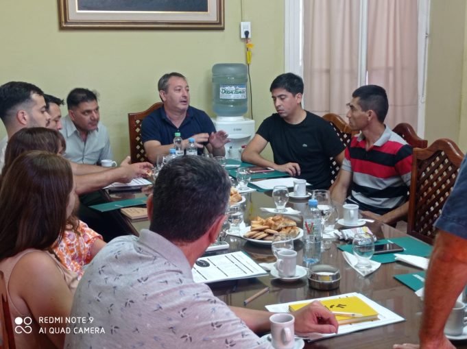 REUNIÓN DEPARTAMENTAL PARA ADQUIRIR CRÉDITOS PARA INVERSIÓN DE RODADOS.