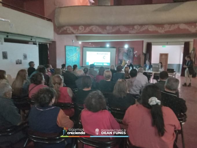 PERSONAL DE LA CAJA DE JUBILACIONES ESTUVO ATENDIENDO EN DEÁN FUNES.