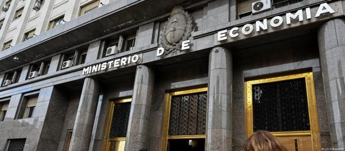 EL GOBIERNO NACIONAL CONFIRMÓ QUE NO VOLVERÁ EL FONID Y AUDITARÁ LA OBRA PÚBLICA.
