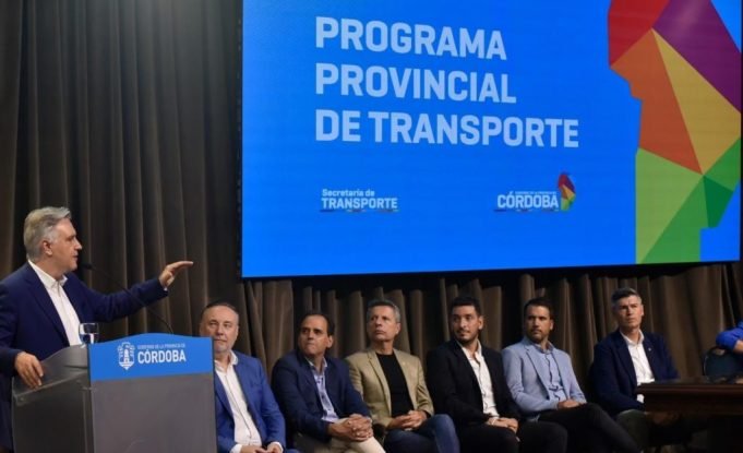 LLARYORA ANUNCIÓ QUE SE AMPLÍAN LOS BOLETOS SOCIALES PARA QUE HAYA MÁS BENEFICIARIOS.