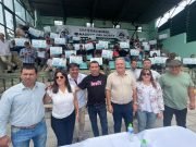 DEÁN FUNES: BUSSO ENTREGÓ BPAs, MAQUINARIA Y RECORRIÓ ESTABLECIMIENTOS.