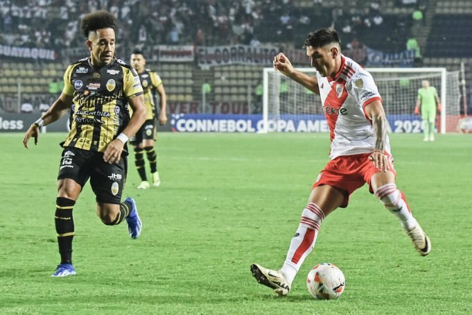 COPA LIBERTADORES: RIVER LE GANÓ 2 A 0 AL TÁCHIRA.
