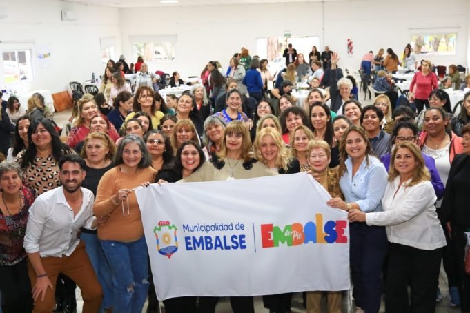 MYRIAN PRUNOTTO CERRÓ EL EXITOSO ENCUENTRO DE LIDERESAS EN VILL DEL DIQUE.