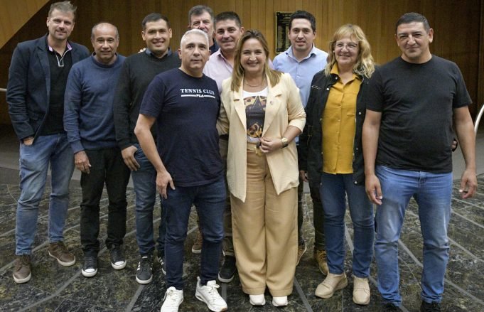 PRUNOTTO RECIBIÓ A INTENDENTES Y PRESIDENTES COMUNALES DE CUATRO DEPARTAMENTOS DEL NORTE PROVINCIAL.