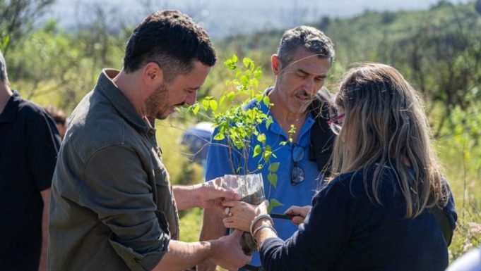 LANZAN EL PLAN PROVINCIAL DE REFOSRESTACIÓN Y PREVÉN PLANTAR 200MIL EJEMPLARES EN EL PRIMER AÑO.
