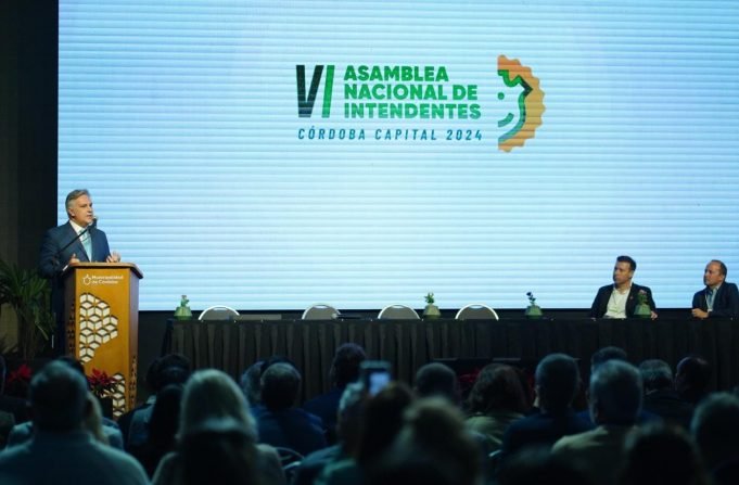 CÓRDOBA SEDE DE LA ASAMBLEA NACIONAL DE INTENDENTES FRENTE AL CAMBIO CLIMÁTICO.