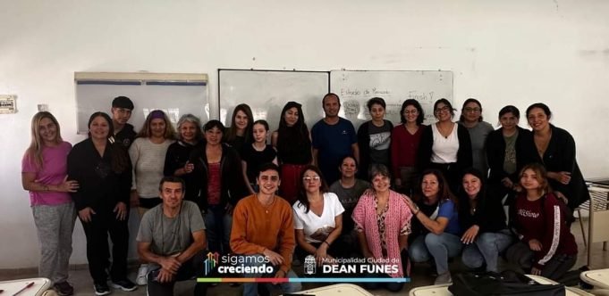 DEÁN FUNES: INICIÓ LA CAPACITACIÓN “GESTIÓN DE MICROEMPRENDIMIENTO”.