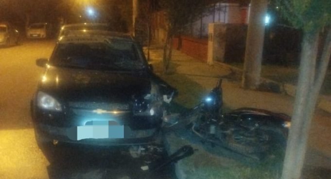 DEÁN FUNES: JUEVES ACCIDENTADO EN B° MOREYRA ROSS Y SAN MARTIN.