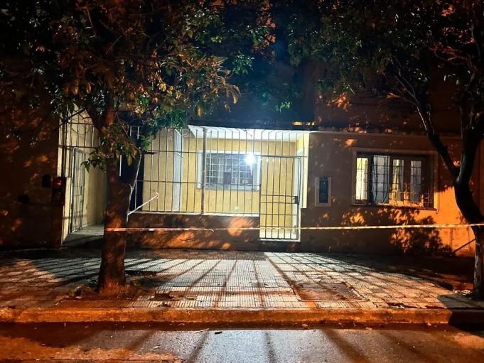 CÓRDOBA: HALLARON EL CUERPO DE UN HOMBRE DE 5O AÑOS DENTRO DE UN FREEZER TRAS UN SUPUESTO ROBO.