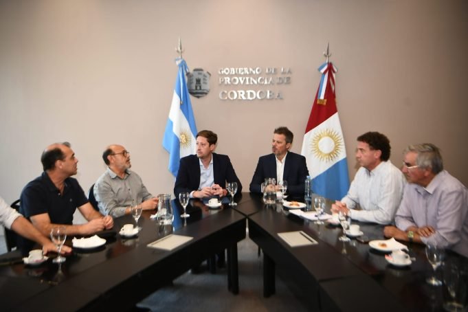 LOS GREMIOS ESTATALES LOGRARON AVANCES SOBRE FONDOS Y ASIGNACIONES DE APROSS.