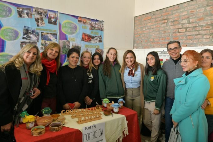 MYRIAN PRUNOTTO ABRIÓ EL ENCUENTRO DE COOPERATIVAS Y MUTUALES ESCOLARES DEL DEPARTAMENTO SAN JUSTO.