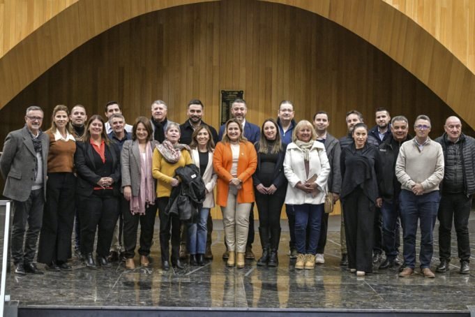 LA VICEGOBERNADORA RECIBIÓ A INTENDENTES Y JEFES COMUNALES DEL DEPARTAMENTO COLÓN.
