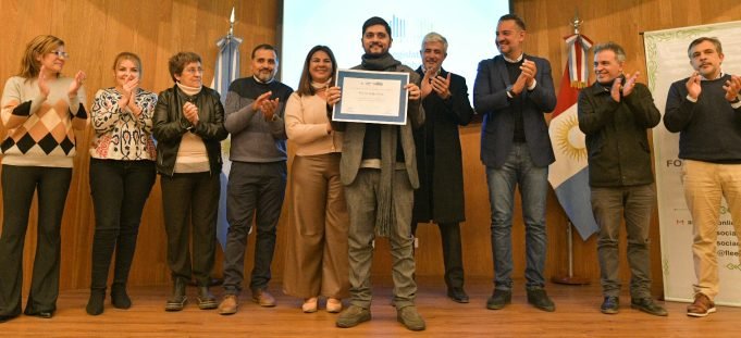 LA LEGISLATURA RECONOCIÓ A PROFESIONALES DE LA ENFERMERÍA CORDOBESES.