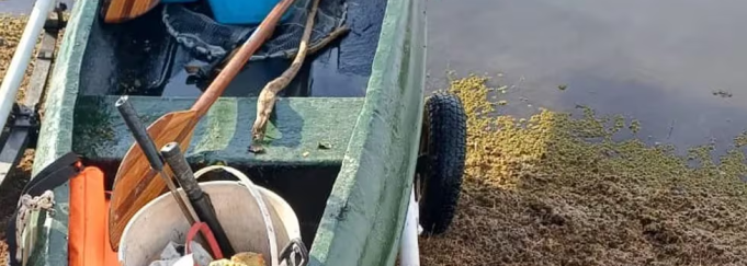 CALAMUCHITA: HUYERON DE LA POLICÍA EN UNA CANOA CON ARMAS.