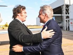 25 DE MAYO: LLARYORA RECIBIÓ AL PRESIDENTE MILEI Y SU GABINETE.