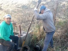 TRABAJOS DE MANTENIMIENTO Y LIMPIEZA DE CANALES DE AGUA EN VILLA QUILINO.