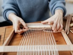 TULUMBA: ESTE JUEVES SE DICTARÁ UN CURSO DE ELABORACIÓN DE ALFOMBRAS EN TELAR BASTIDOR.