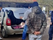 SINSACATE: METIÓ A SU HIJA DE 9 AÑOS EN EL BAÚL DEL AUTO PARA LLEVAR PASAJEROS DESDE SANTIAGO DEL ESTERO HASTA CÓRDOBA Y LO DESCUBRIERON EN UN CONTROL POLICIAL.