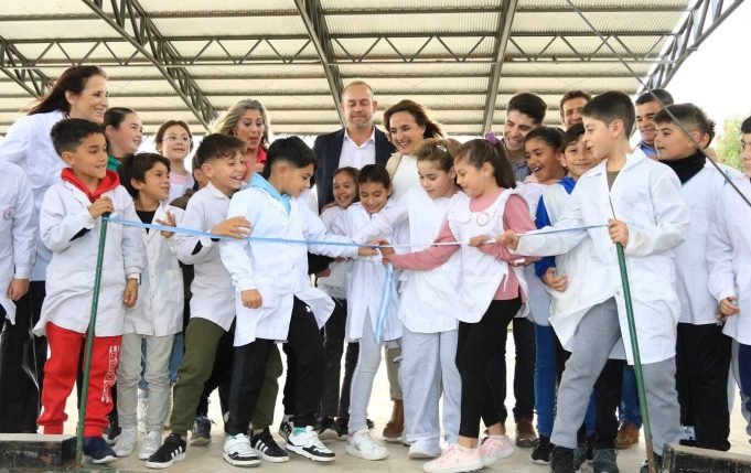 LA VICEGOBERNADORA PRUNOTTO HABILITÓ OBRAS EN ESTABLECIMIENTOS EDUCATIVOS DE LA PARA.