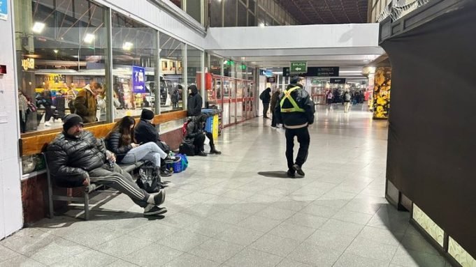 TERMINAL CÓRDOBA: FALLECIÓ UNA MUJER EN SITUACIÓN DE CALLE.