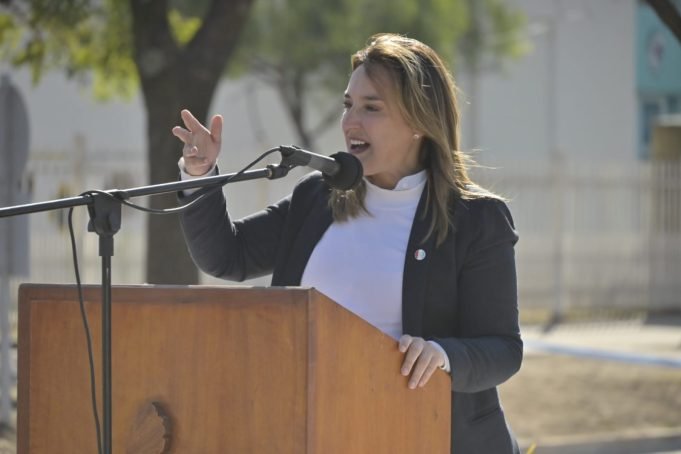MYRIAN PRUNOTTO EN GENERAL DEHEZA.