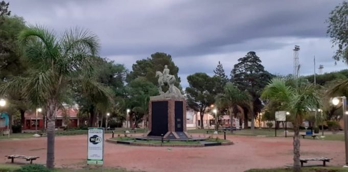 El tiempo para Deán Funes: semana fresca, inestable con poco sol, vientos y probabilidad de lloviznas.