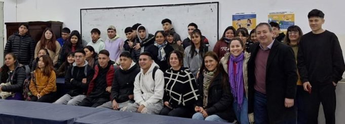 DEPARTAMENTO ISCHILÍN: INICIARON LOS CURSOS DE OFICIOS Y DE FORMACIÓN PROFESIONAL DEL GOBIERNO DE CÓRDOBA.