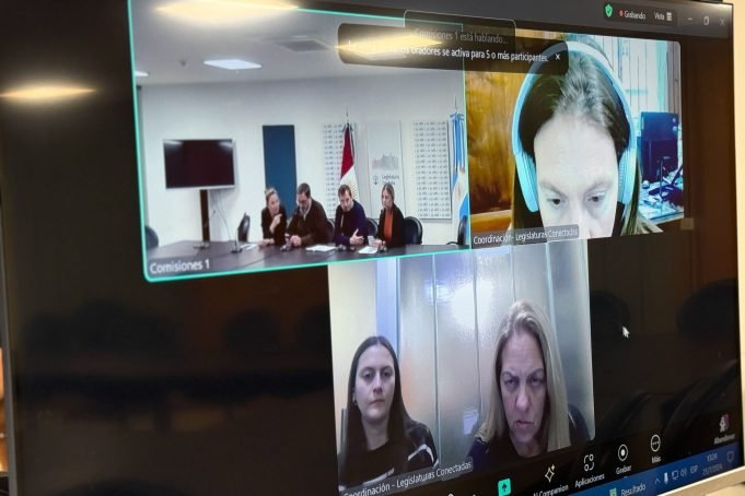 SE REALIZA EN CÓRDOBA EL 7° ENCUENTRO DE LEGISLATURAS CONECTADAS.
