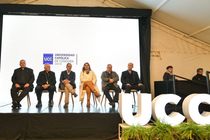 MYRIAN PRUNOTTO COMPARTIÓ EL ACTO FUNDACIONAL DEL CAMPUS DE LA UNIVERSIDAD CATÓLICA DE CÓRDOBA EN RÍO CUARTO.