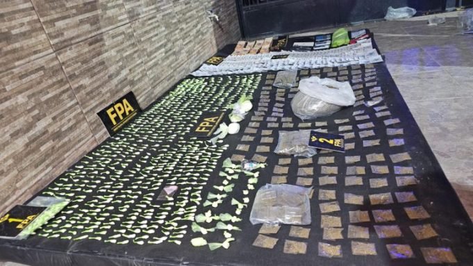 CAYÓ UNA BANDA NARCO EN CÓRDOBA: SECUESTRARON DE 4000 DOSIS DE ESTUPEFACIENTES. SEIS DETENIDOS