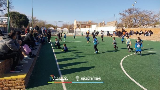 SE DISPUTÓ LA 4° FECHA DE FÚTBOL INFANTO JUVENIL LIEF EN DEÁN FUNES.