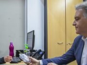 EL GOBERNADOR MARTÍN LLARYORA SE REALIZÓ EL NARCOTEST.