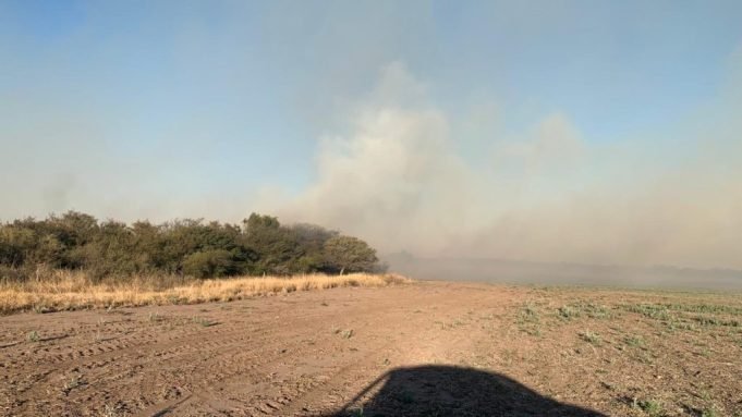ESTÁ CONTENIDO EL INCENDIO EN TOTORAL.
