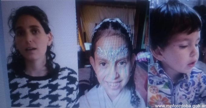 BUSCAN A UNA MAMÁ Y SUS DOS HIJOS ORIUNDOS DE NONO.
