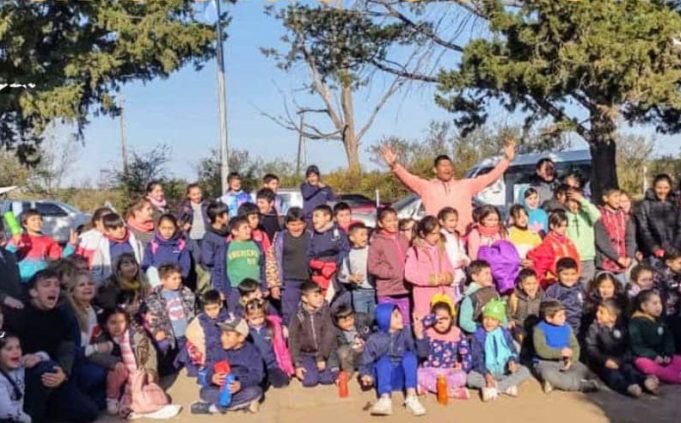 ESPECIAS DEÁN FUNES PRESENTE APOYANDO EL “AMI JUGANDO” DE 90 ALUMNOS DE ESCUELAS RURALES.