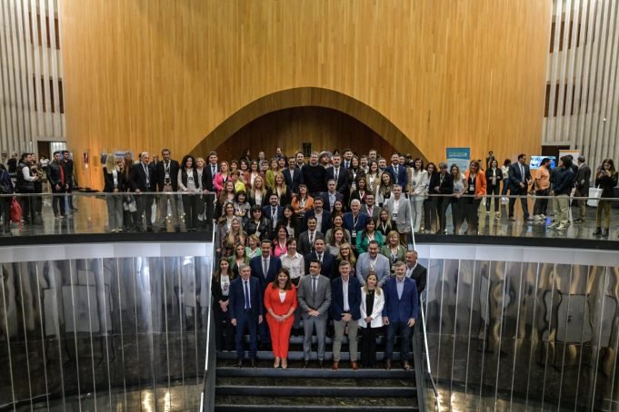 PARLAMENTARIO DE TODO EL PAÍA PARTICIPAN EN CÓRDOBA DEL ENCUENTRO DE COMISIONES FEDERALES DE CAMBIO CLIMÁTICO Y TURISMO SOSTENIBLE.