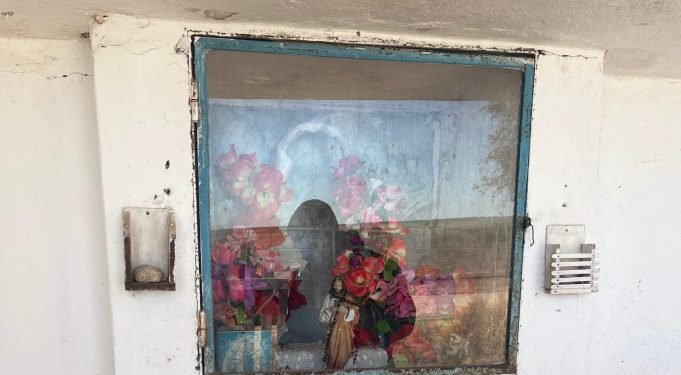 ROBARON UNA VIRGENCITA DE UNA GRUTA EN ROSARIO DEL SALADILLO.