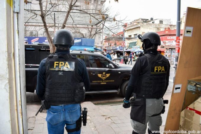 FPA INCAUTÓ COCAÍNA Y MARIHUANA EN UN HOSPEDAJE DE DEÁN FUNES