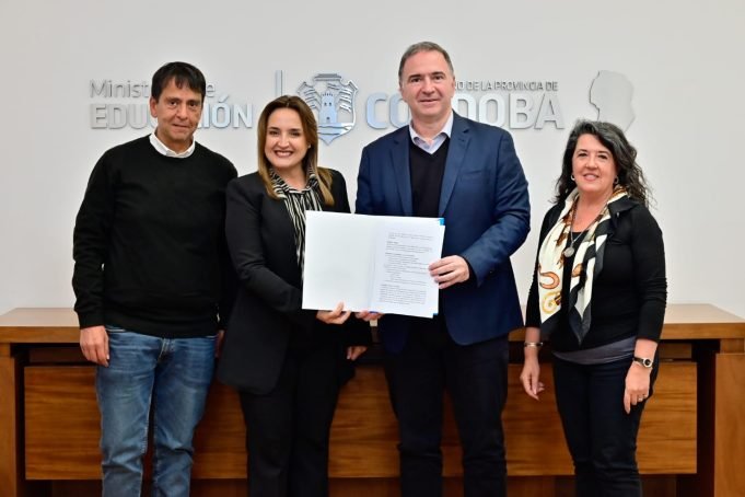 EL PROYECTO DILO LLEGA A LAS ESCUELAS DE LA PROVINCIA.