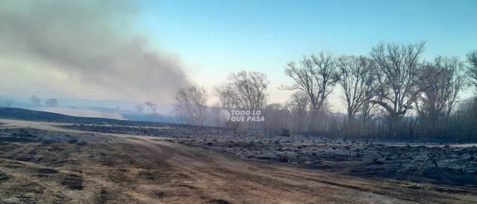 EL INCENDIO EN ESTANCIA LA PAZ SE ENCUENTRA CONTENIDO.