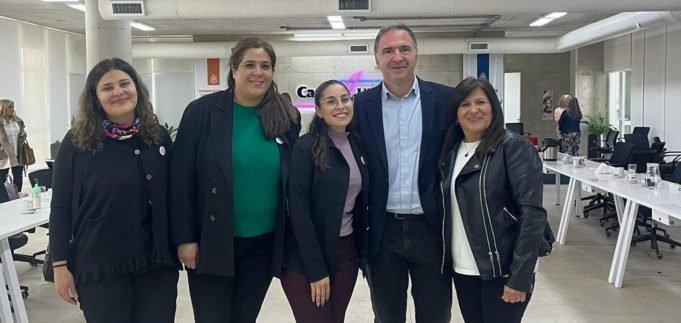 DEÁN FUNES FIRMA SU ADHESIÓN AL PLAN DE ALFABETIZACIÓN CÓRDOBA.