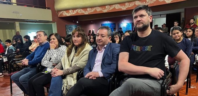 JORNADA DE SENSIBILIZACIÓN: OLIMPIADA INFORMÁTICA CÓRDOBA EN DEÁN FUNES.