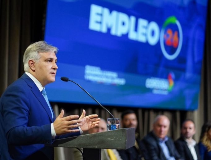 LLARYORA LAZÓ EMPLEO+26: EL PROGRAMA QUE PERMITIRÁ CREAR 10MIL PUESTOS DE TRABAJO.